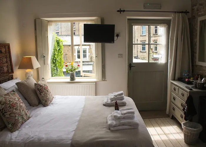 The Pinfold Guest house 3*